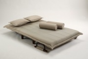 maron-bed.jpg
